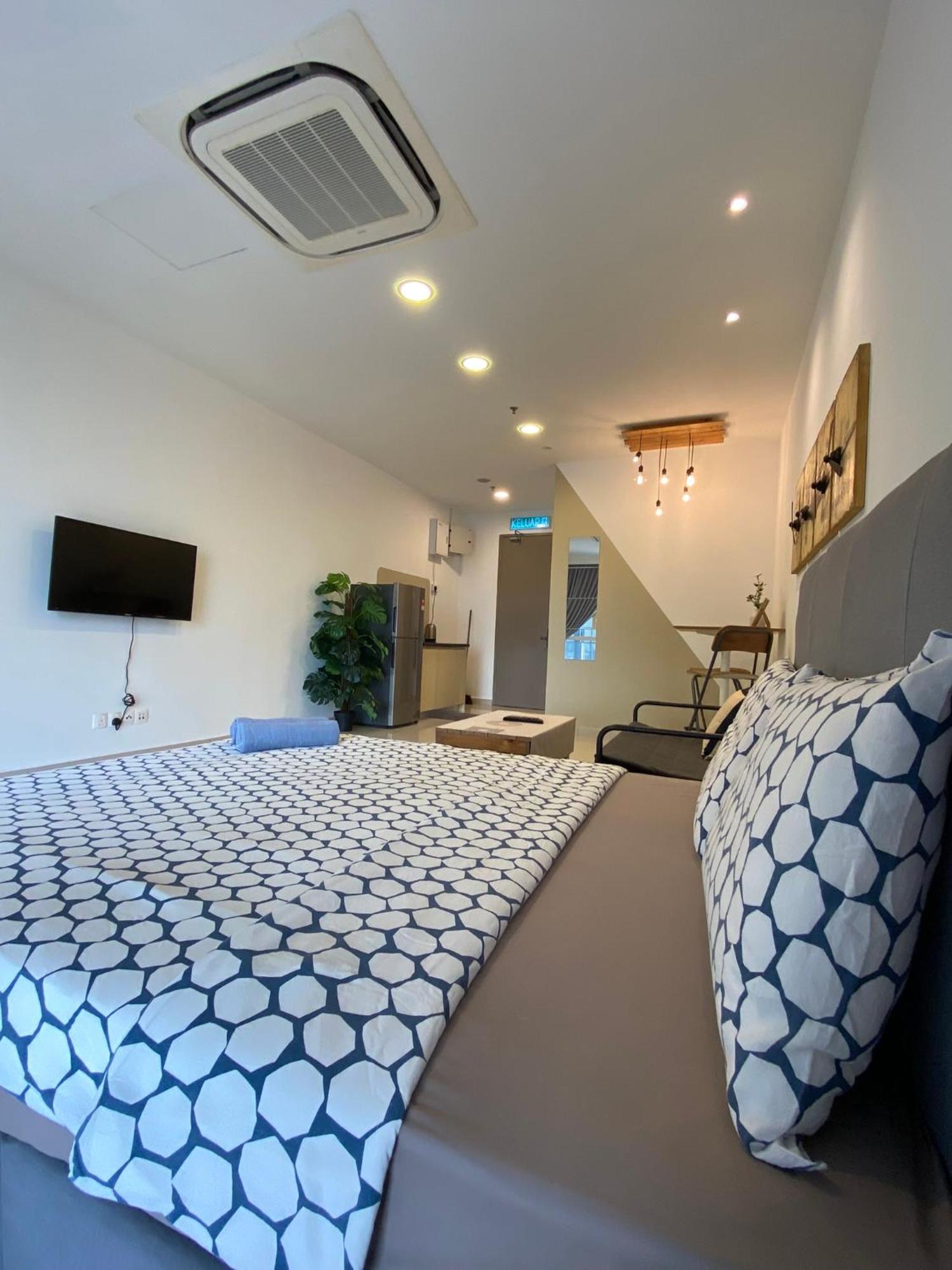 Pinnacle Pj @ Penguin Homes Петалинг-Джая Экстерьер фото
